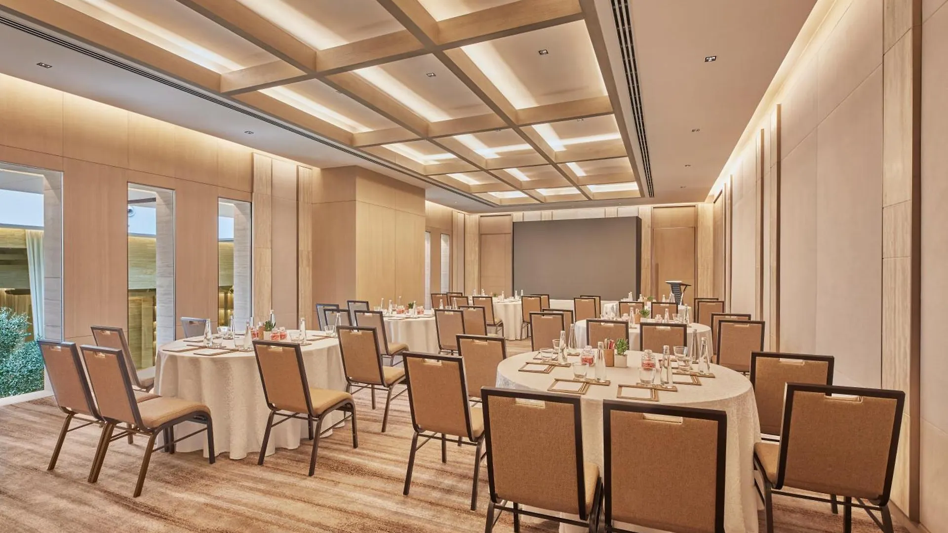 Hilton Gurugram Baani City Centre Γκουργκάον Ινδία