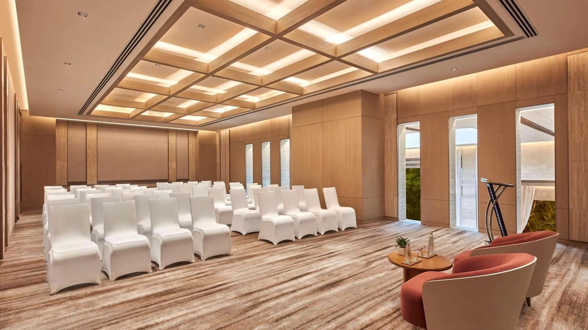 Hilton Gurugram Baani City Centre Γκουργκάον Ξενοδοχείο