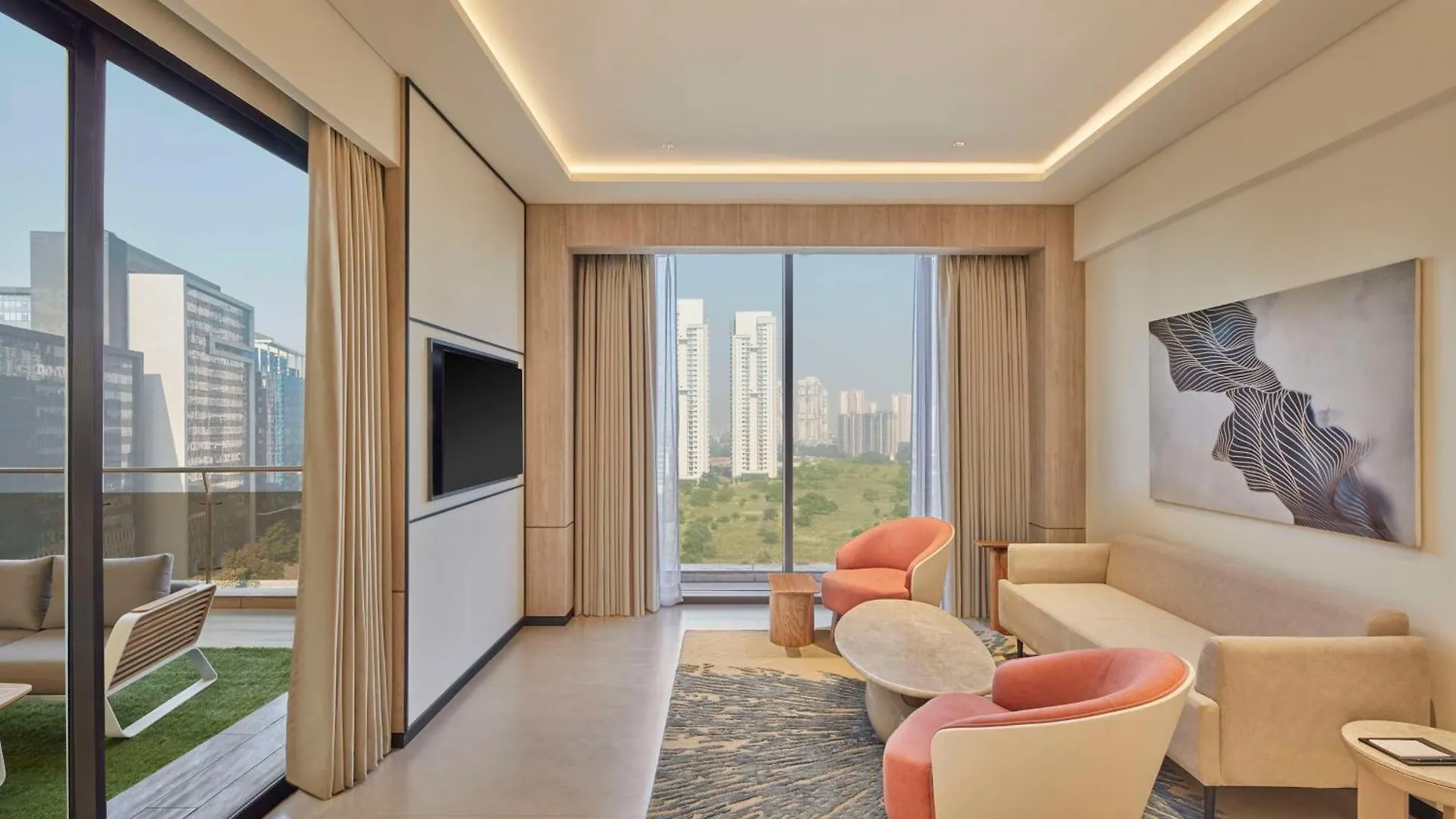 Hilton Gurugram Baani City Centre Γκουργκάον 5*,