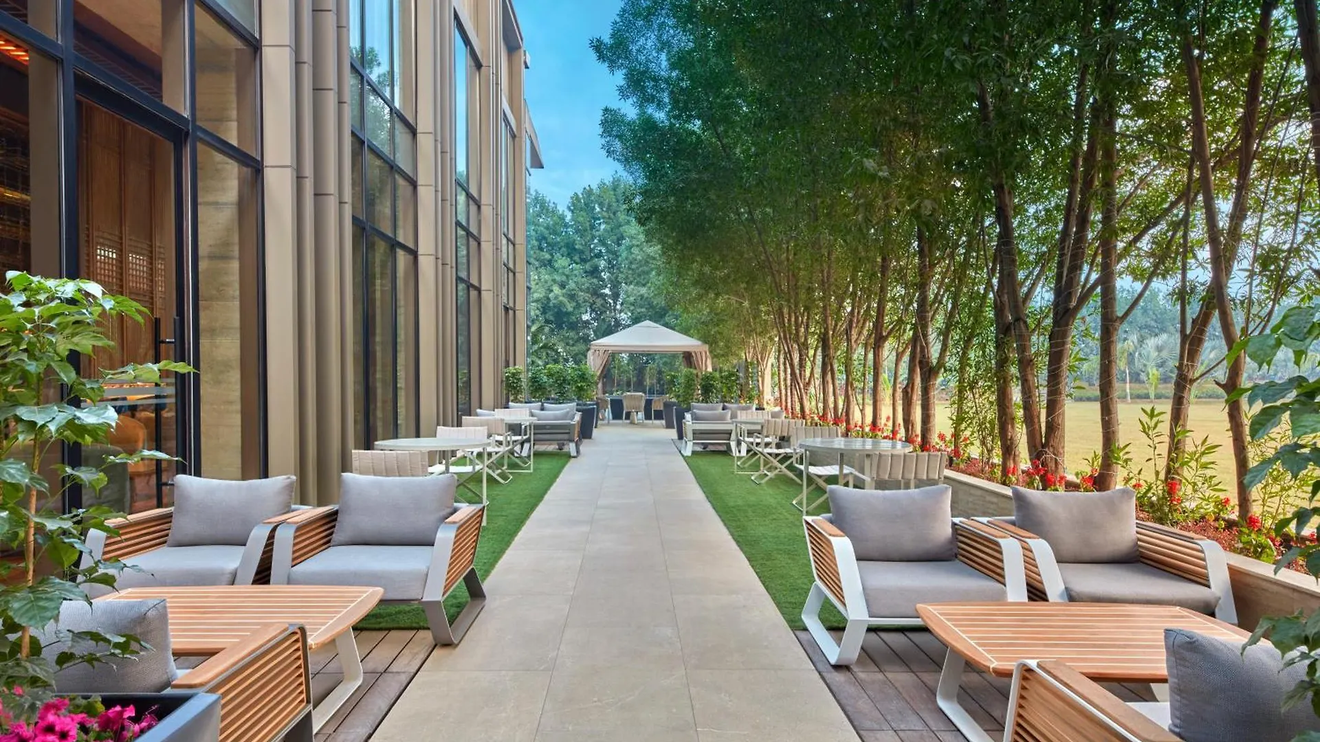 Ξενοδοχείο Hilton Gurugram Baani City Centre Γκουργκάον