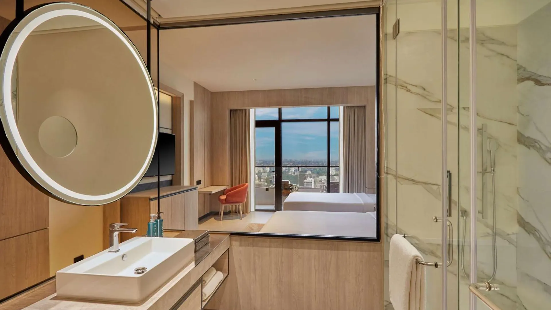 Hilton Gurugram Baani City Centre Gurgaon Indien