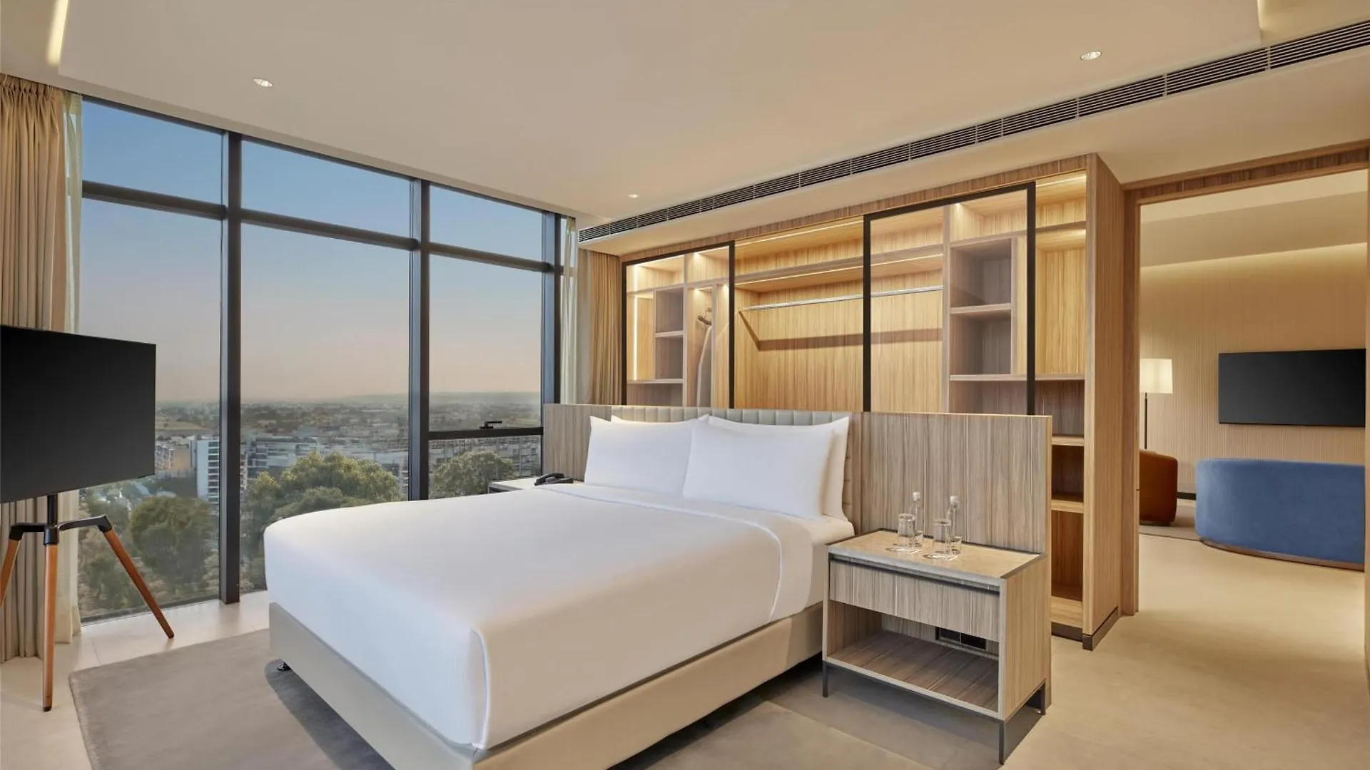 Hotel Hilton Gurugram Baani City Centre Gurgaon